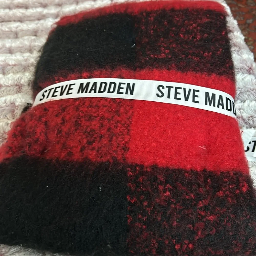 Steve Madden Scarf & Hat set_4